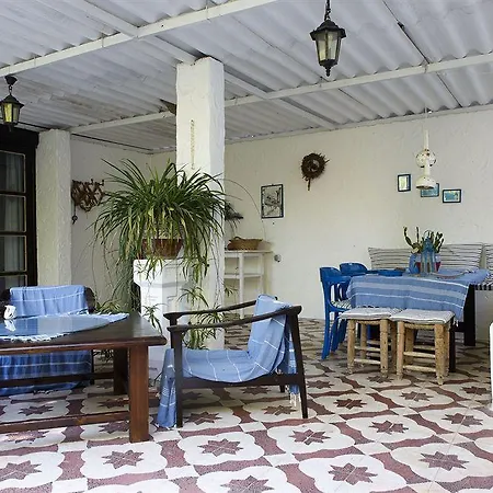 Bakkhos Pensjonat Kusadası