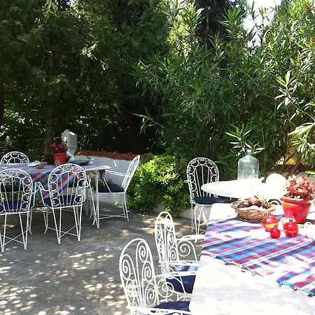 Bakkhos Pensjonat