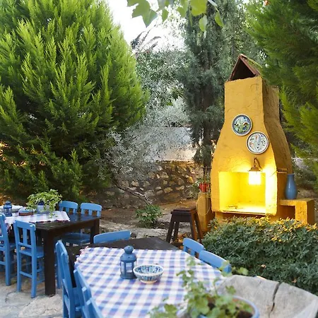 Bakkhos Kusadası