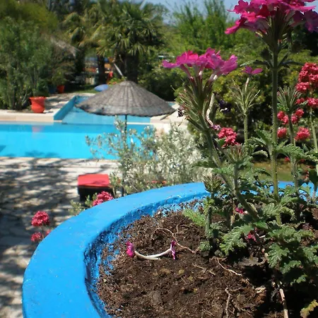 Bakkhos Kusadası