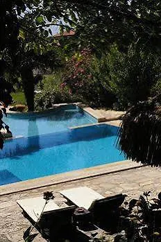 Bakkhos Pensión Kusadasi