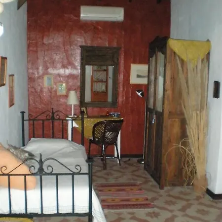 Bakkhos Guest house