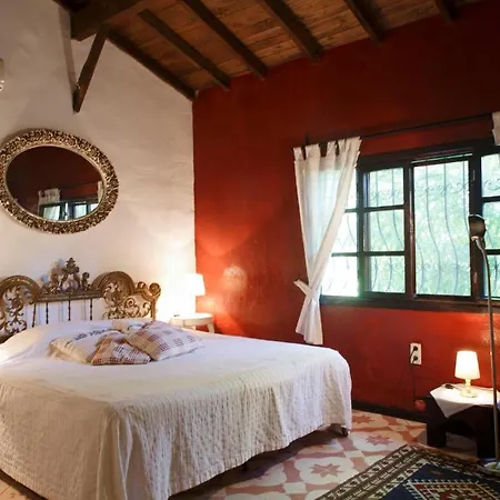 Bakkhos Guest house Kusadasi
