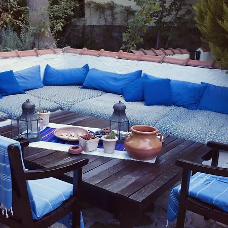 Guest house Bakkhos 3*