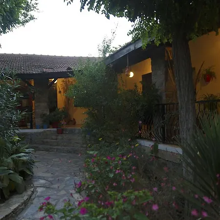 Guest house Bakkhos Kusadasi