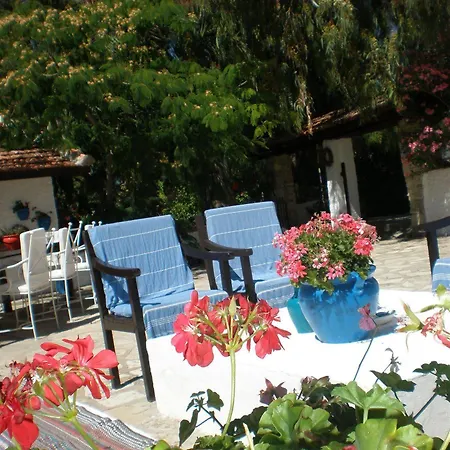 Bakkhos Гостевой дом 3*